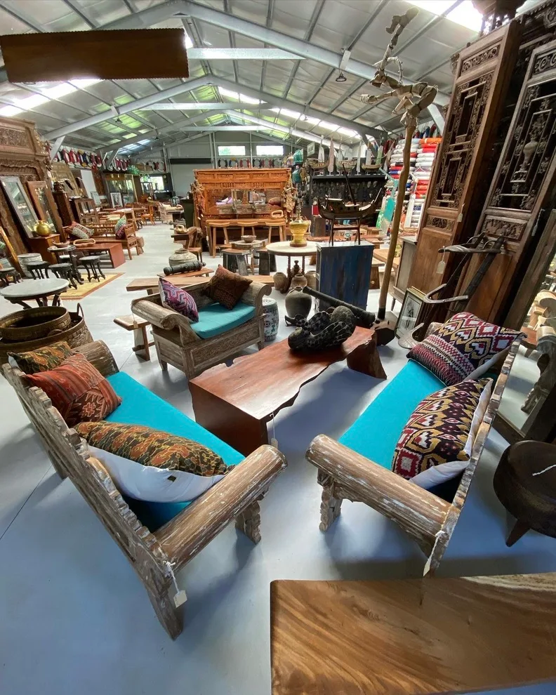 Bottom of the Harbour Antiques — 5번째 사진