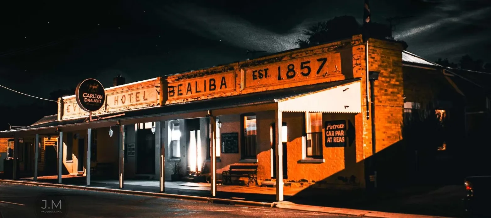 Evans Hotel Bed & Breakfast Bealiba — 第 2 张照片