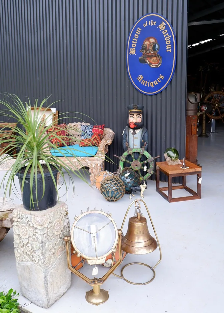 Bottom of the Harbour Antiques — 8번째 사진