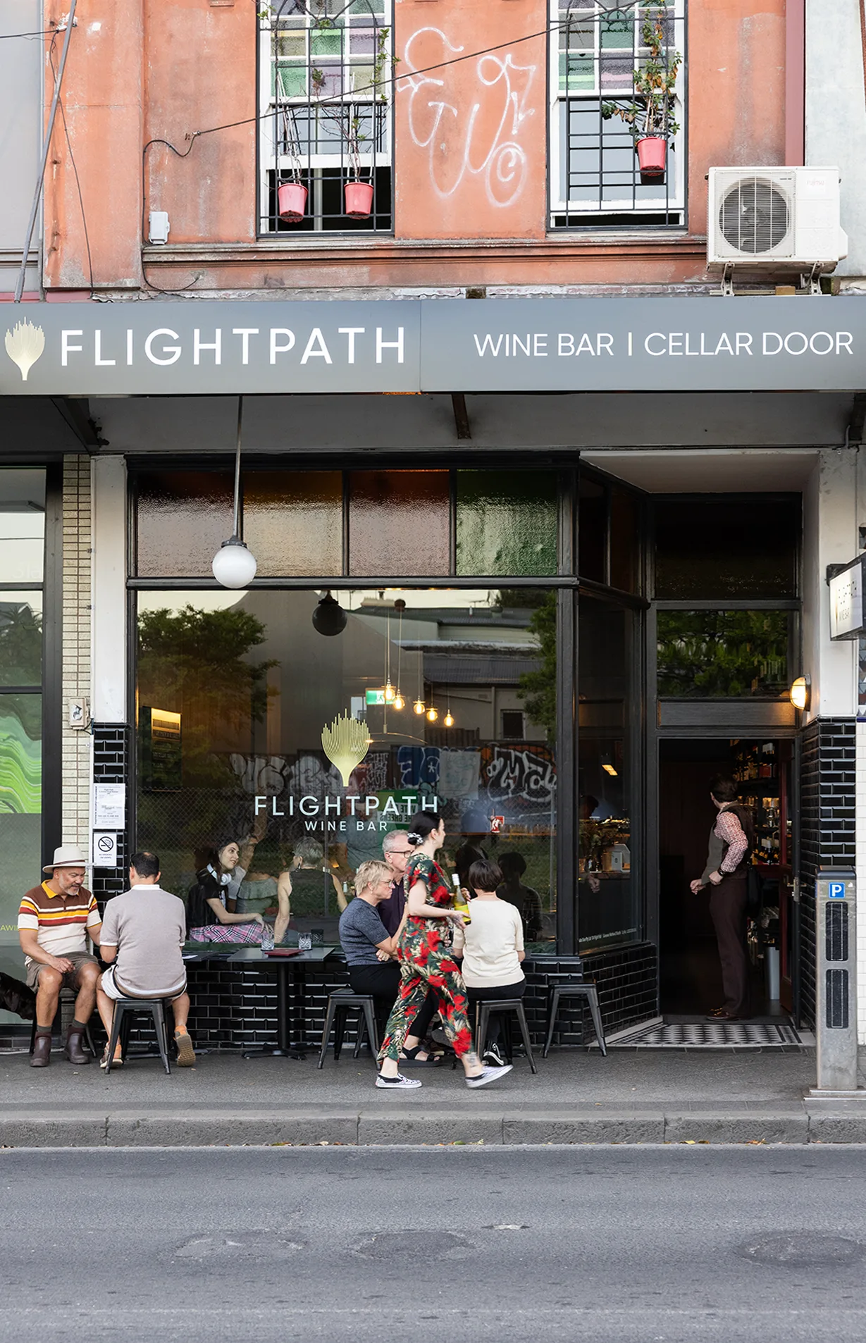 Flight Path Wine Bar — 5번째 사진