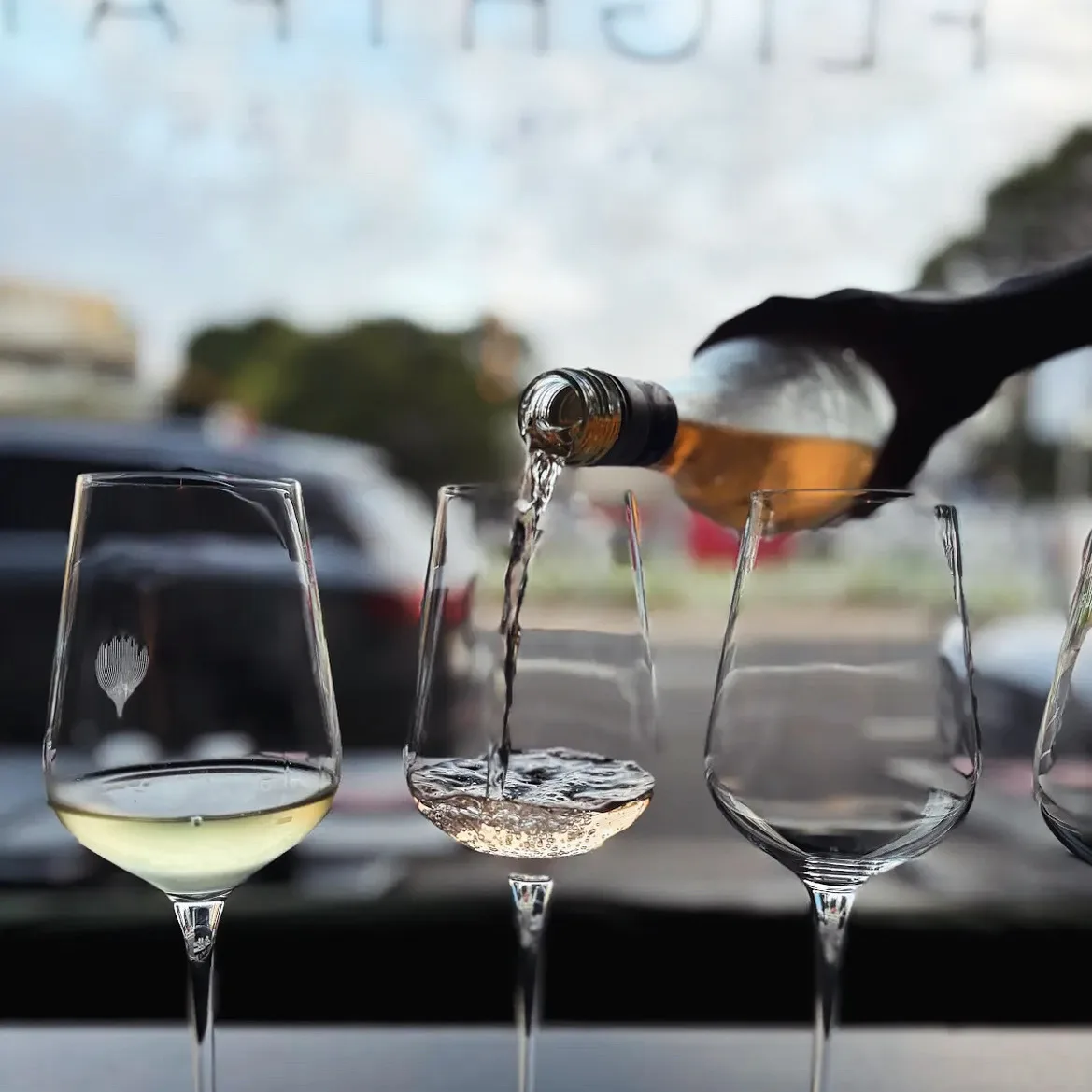 Flight Path Wine Bar — 12번째 사진